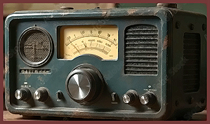 military-radio-julyaa